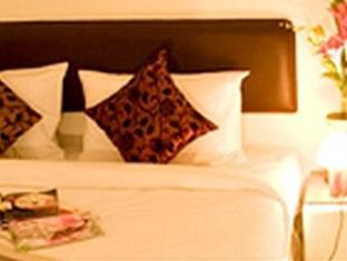 Bombay Inn Bangkok Extérieur photo